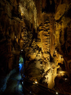 Great Western Tiers - King Salomon Cave